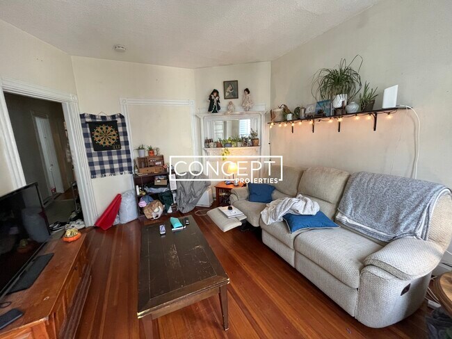 Primary Photo - 34 Darling St