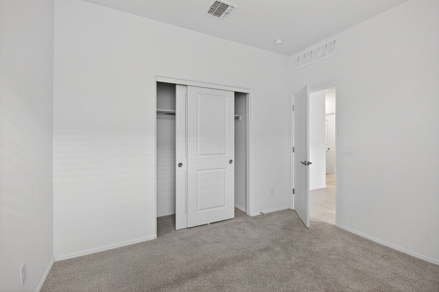 Building Photo - 12750 N Gibbs Ave