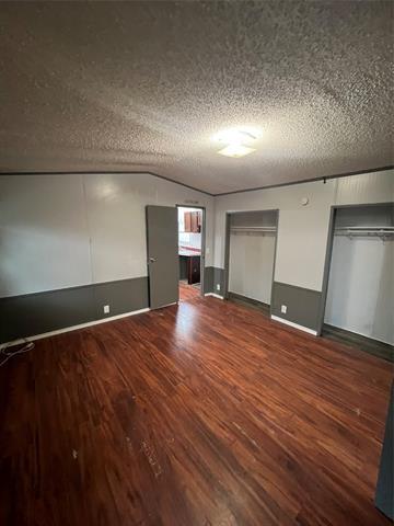 Building Photo - 541 Simmons Dr