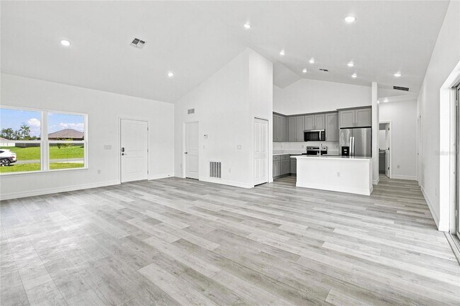 Building Photo - 4450 169th Ln