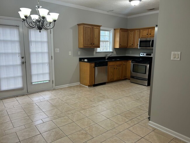 Building Photo - River Park Commons * Can't Beat the Location * Augusta