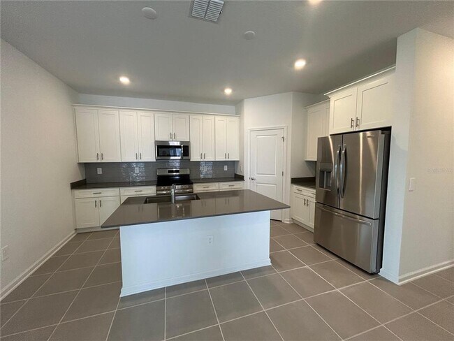 Building Photo - 4341 Curacao Pl