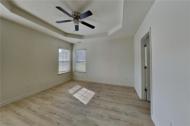 Building Photo - 137 St Ann Cir