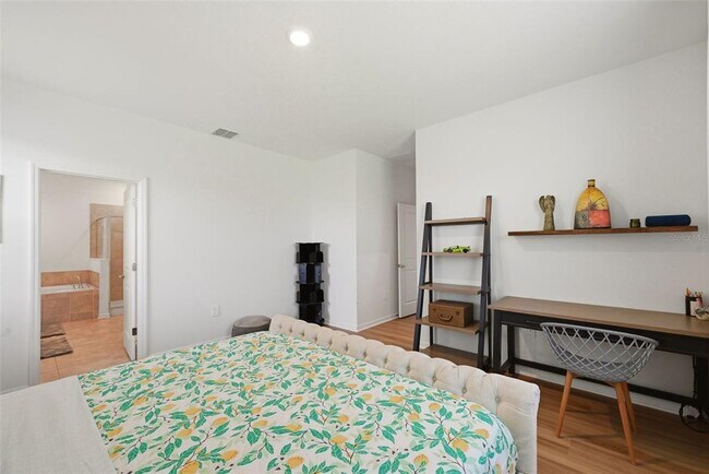 Building Photo - 16448 Parable Wy