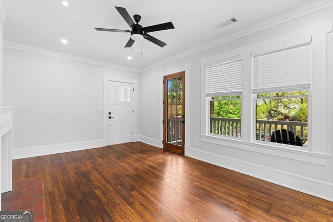 Building Photo - 795 St Charles Ave NE