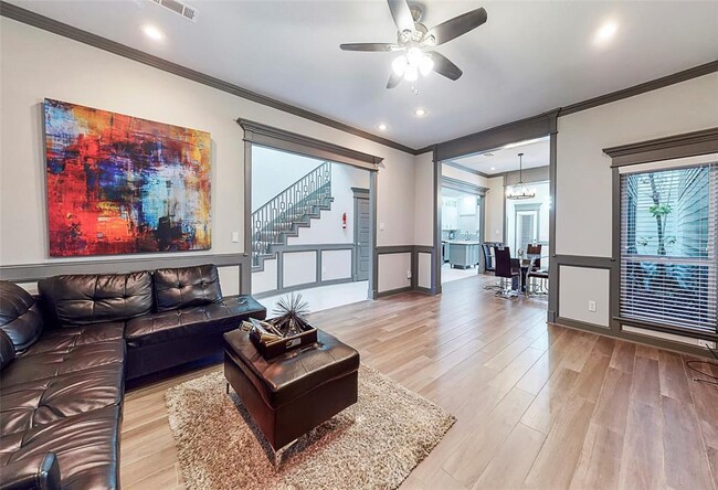 Building Photo - 632 N Eldridge Pky