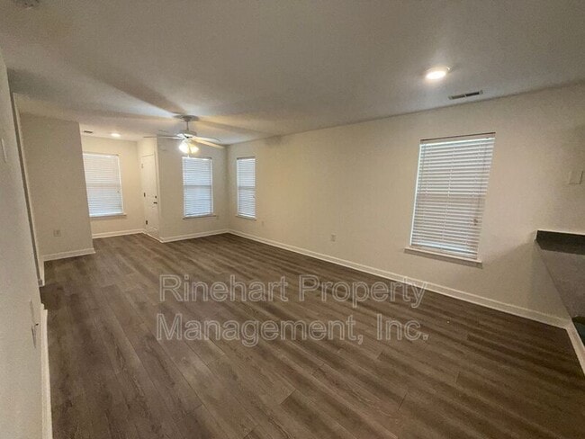 Building Photo - 2145 Pavilion Ct