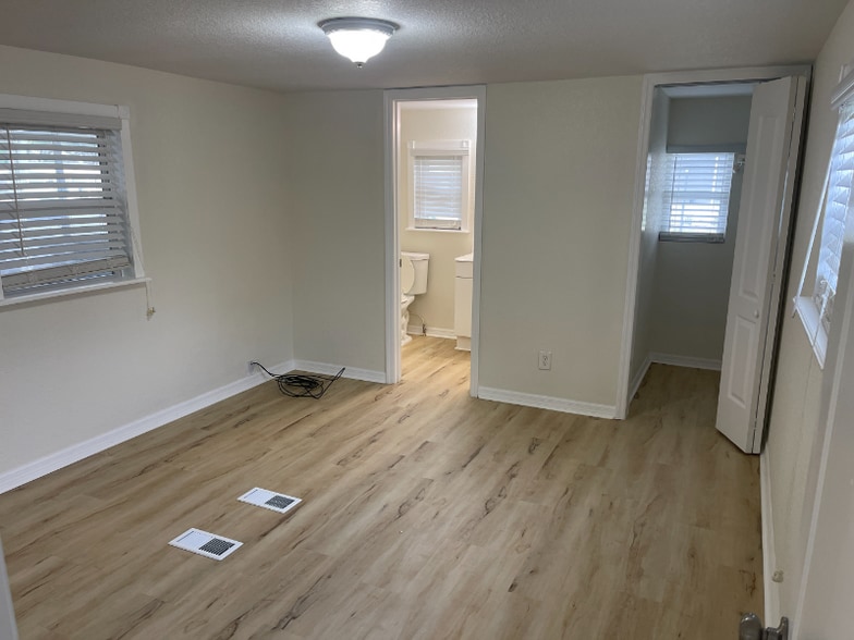 Building Photo - 262 Taho Cir