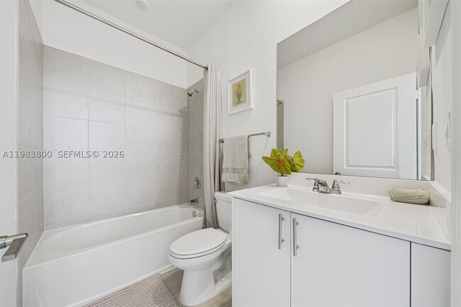 Building Photo - 33762 SW 194th Ct