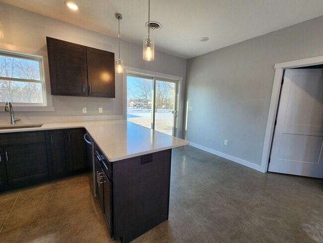 Building Photo - 1309 3rd St NW