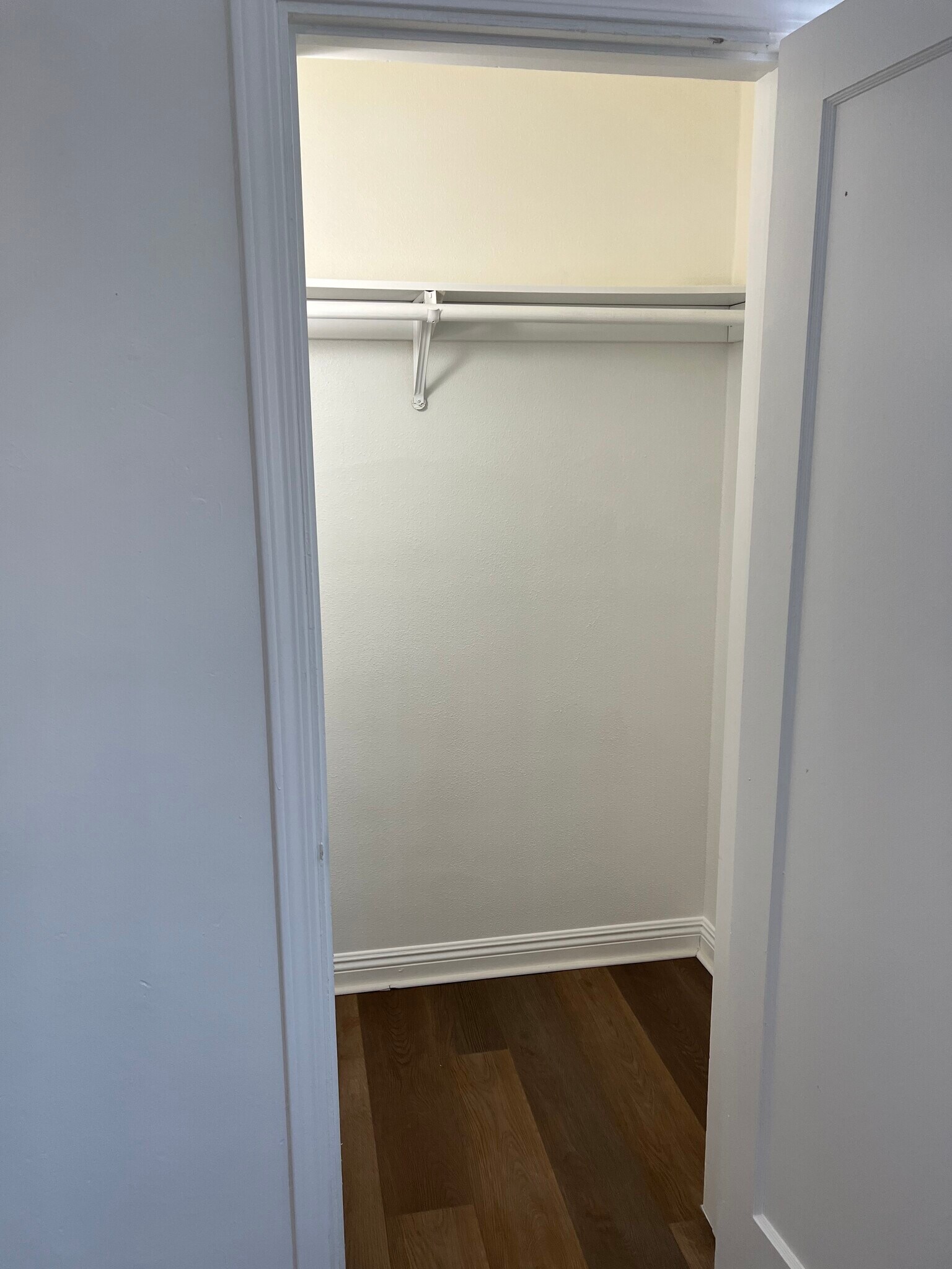 Building Photo - 6403 S Vermont Ave