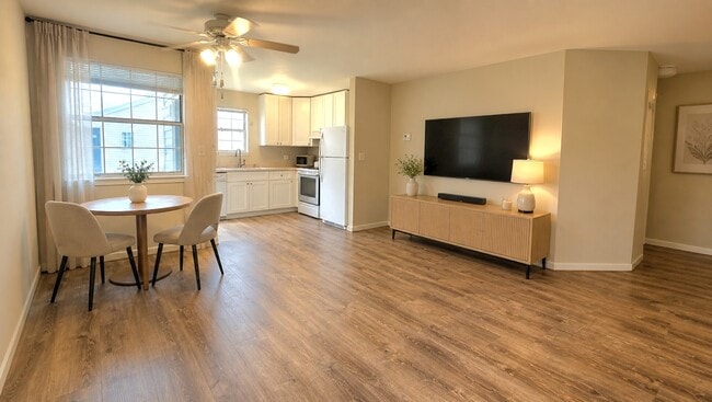 Building Photo - 36 Gant Cir