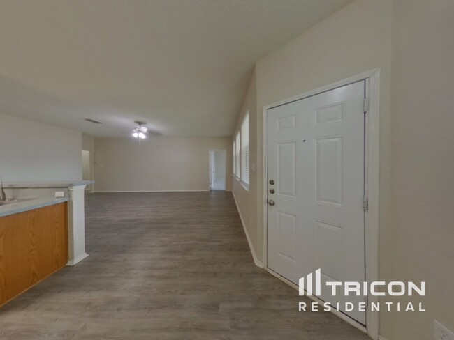 Building Photo - 6300 Downeast Dr