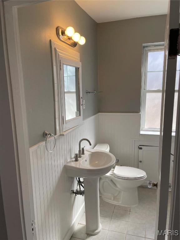 Building Photo - 1340 Yale Ave