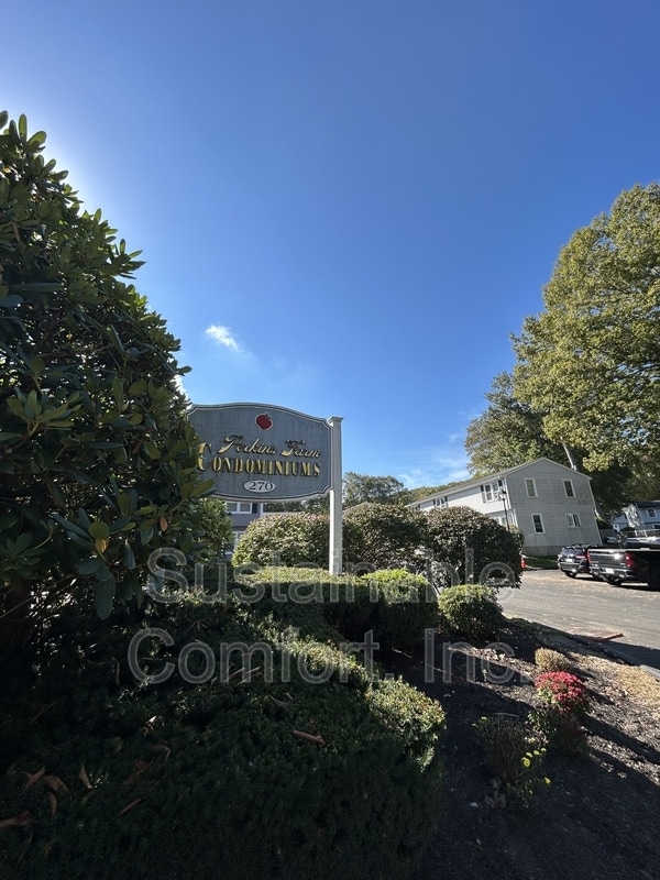 Building Photo - 270 Sunderland Rd