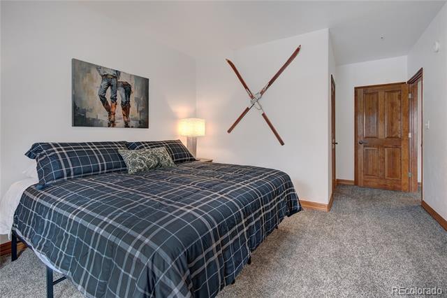 Building Photo - 101 E Main St