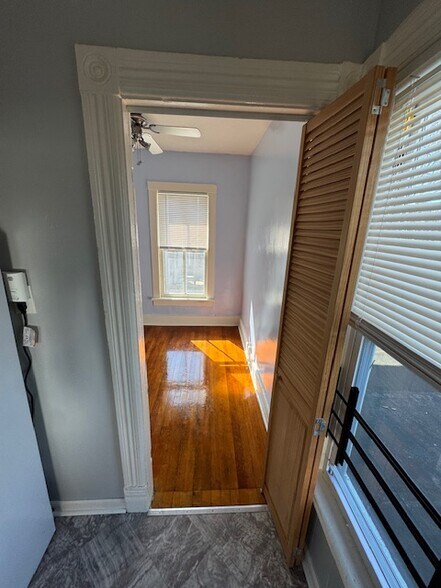 Bedrrom door - 342 Pennsylvania St