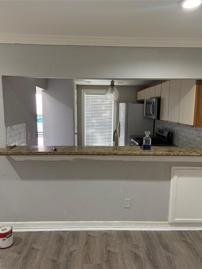 Building Photo - 2810 Grants Lake Blvd