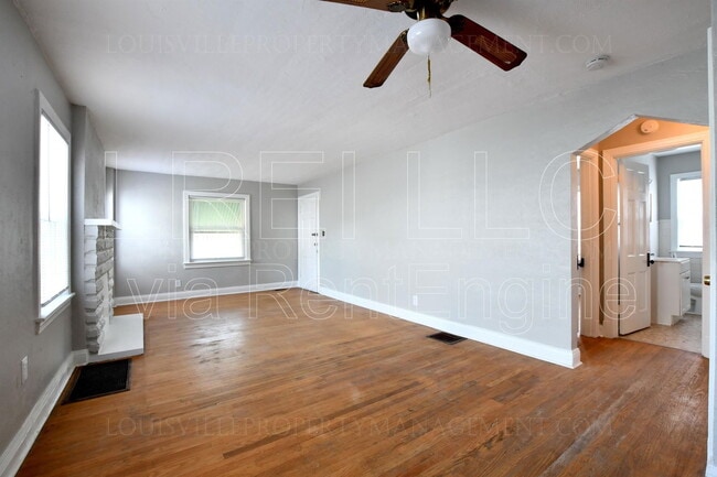 Building Photo - 402 N 41st St