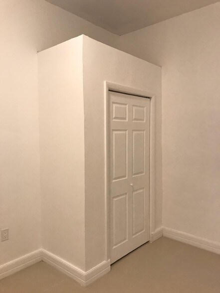 Building Photo - 414 NW 53rd St