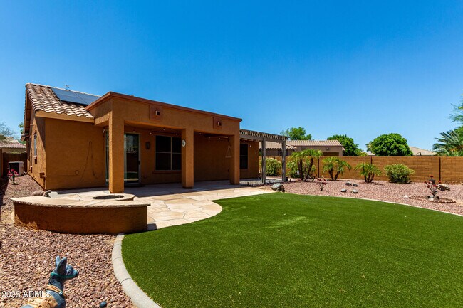 Building Photo - 4211 N 153rd Dr