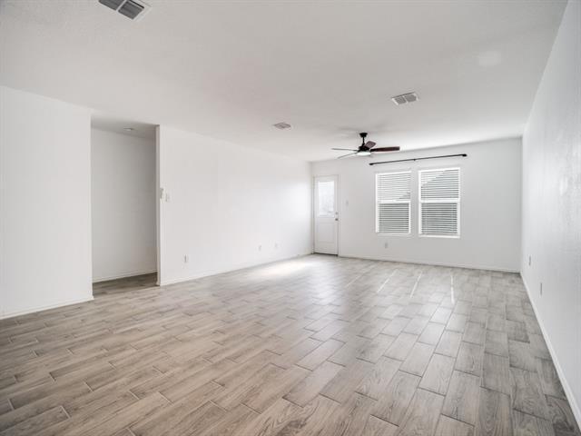 Building Photo - 1505 Helmoken Falls Dr