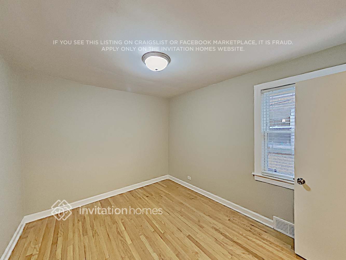 Building Photo - 5049 N Newcastle Ave