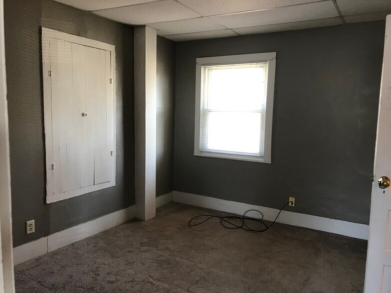 Building Photo - 514 E Sandusky St