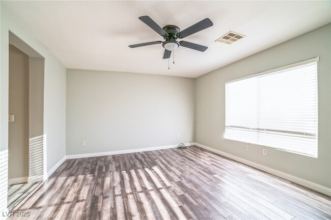 Building Photo - 4024 Benevolent Dr