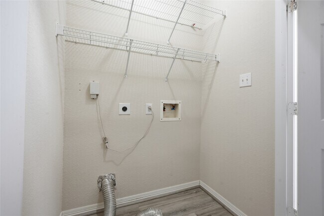 Building Photo - 2733 Domenico Ln