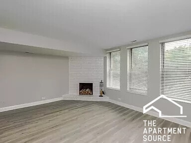 Building Photo - 744 W Gordon Terrace