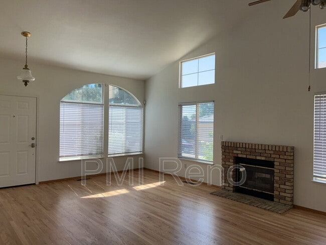 Building Photo - 2789 Montego Dr