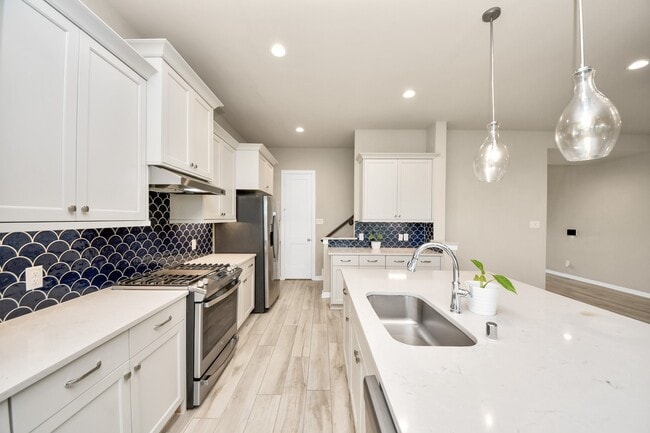Building Photo - 584 Santa Rosa Hls Dr