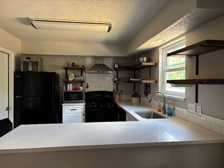 Building Photo - 1711 Tamra Ct