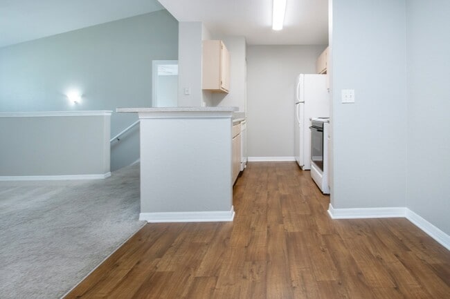 Building Photo - 2 Bedroom Condo in Lakewood Ranch