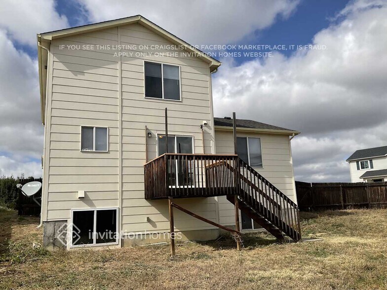 Building Photo - 1245 Legend Oak Dr