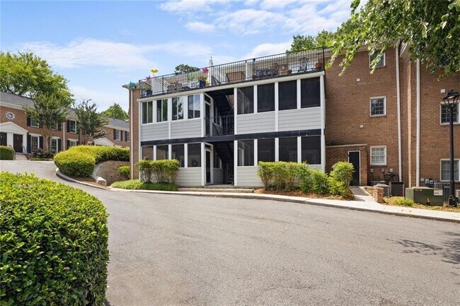 Building Photo - 1101 Collier Rd NW