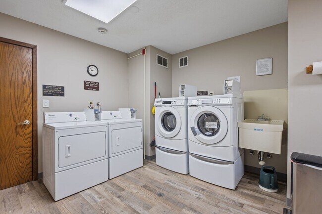 Building Photo - Beautiful 1 bedroom apartment