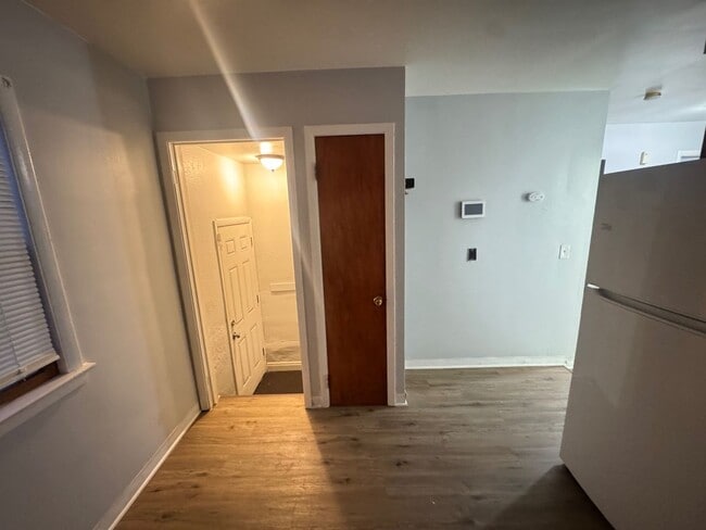 Building Photo - This Charming 3BR Single Family Home!