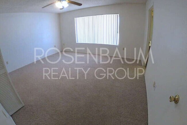 Building Photo - 828 E Junction St