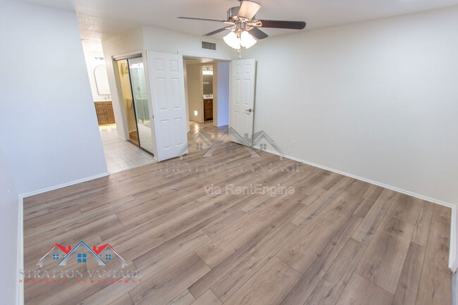 Building Photo - 5513 E Terry Dr