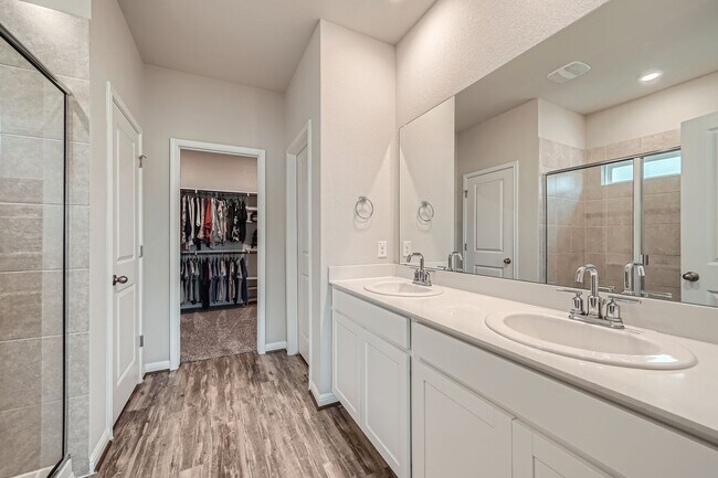 Building Photo - 434 Windy Reed Rd