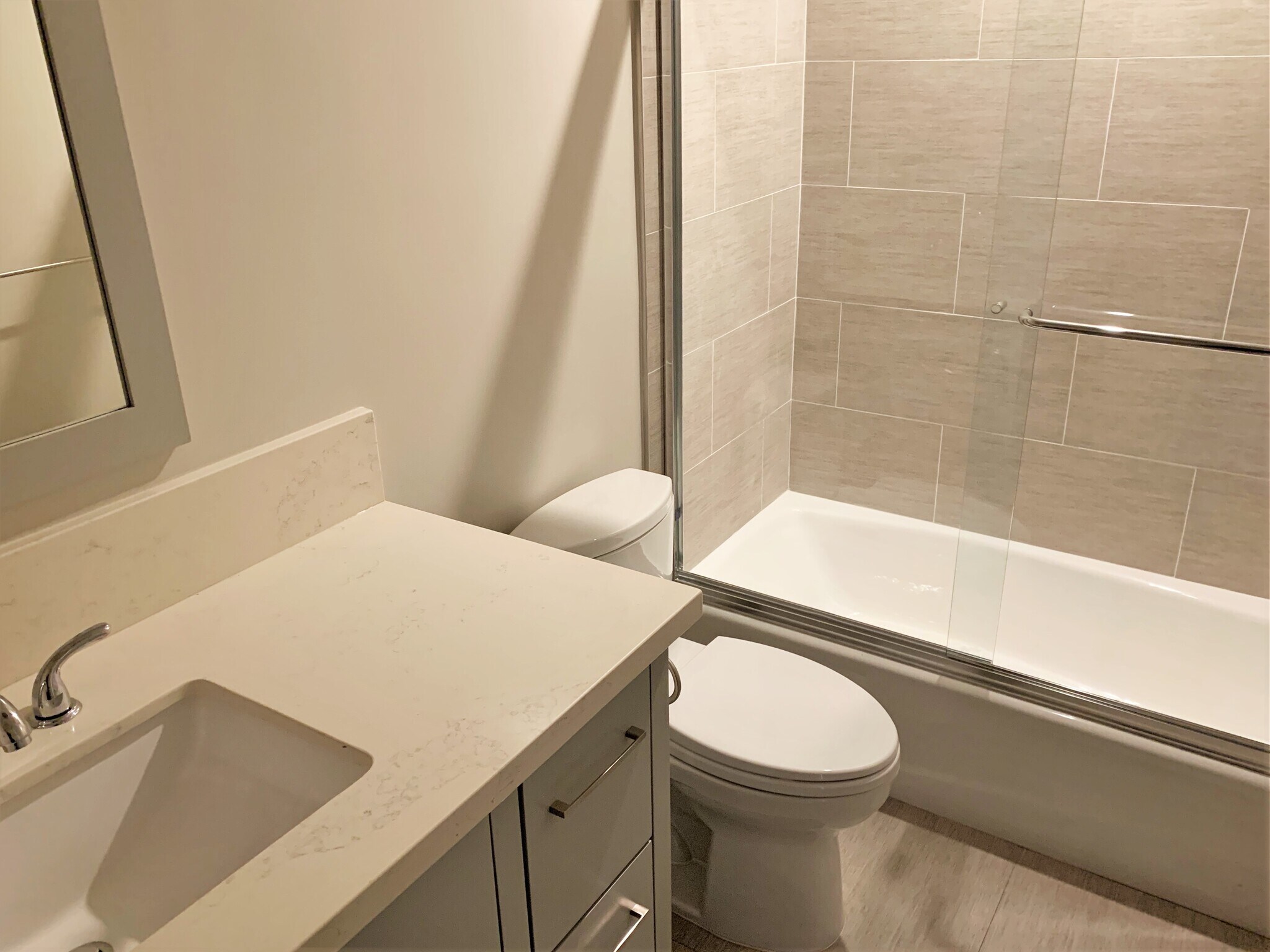 Guest bathroom - 415 Montana Ave