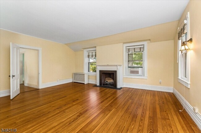 Building Photo - 145 Watchung Ave