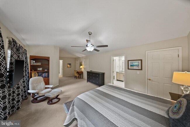 Building Photo - 1438 Mariner Dr