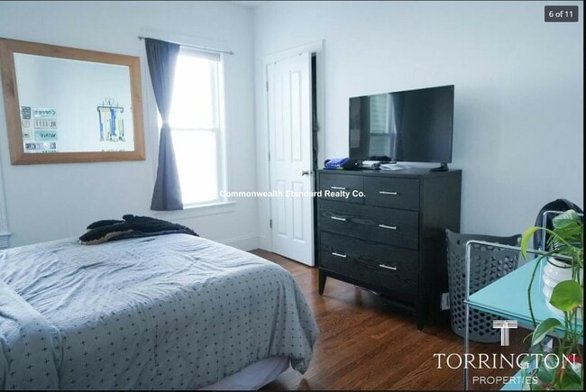 Building Photo - 19 Marney St