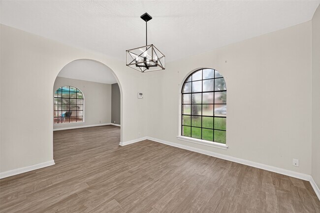 Building Photo - 14030 Cashel Forest Dr