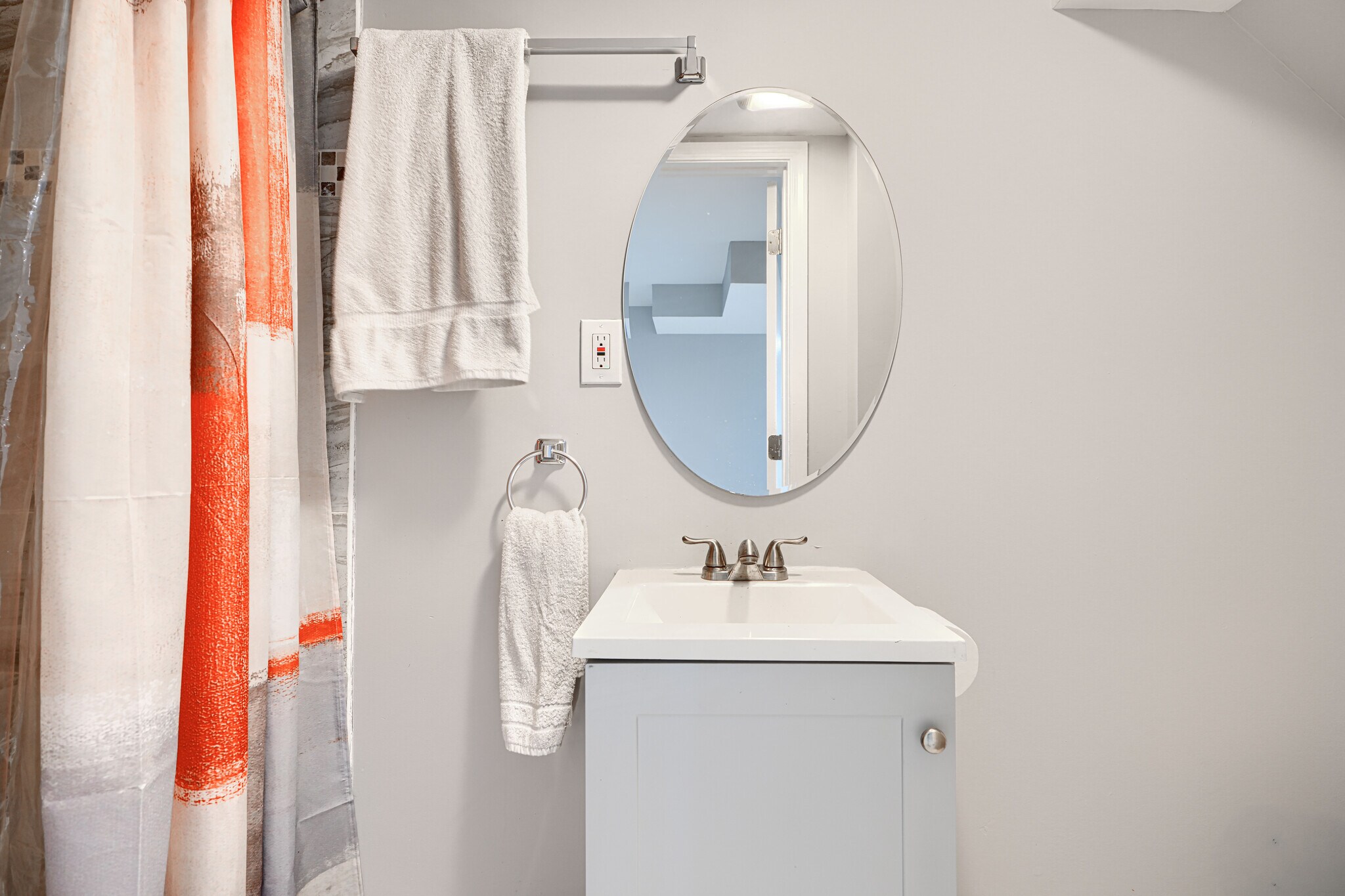 Building Photo - 631 Charraway Rd