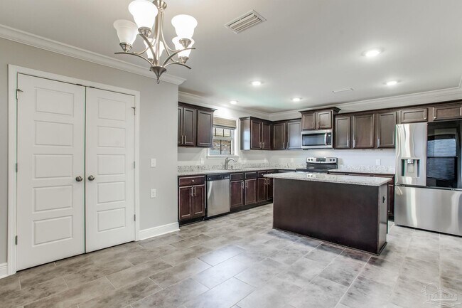 Building Photo - 2470 Bentley Oaks Dr