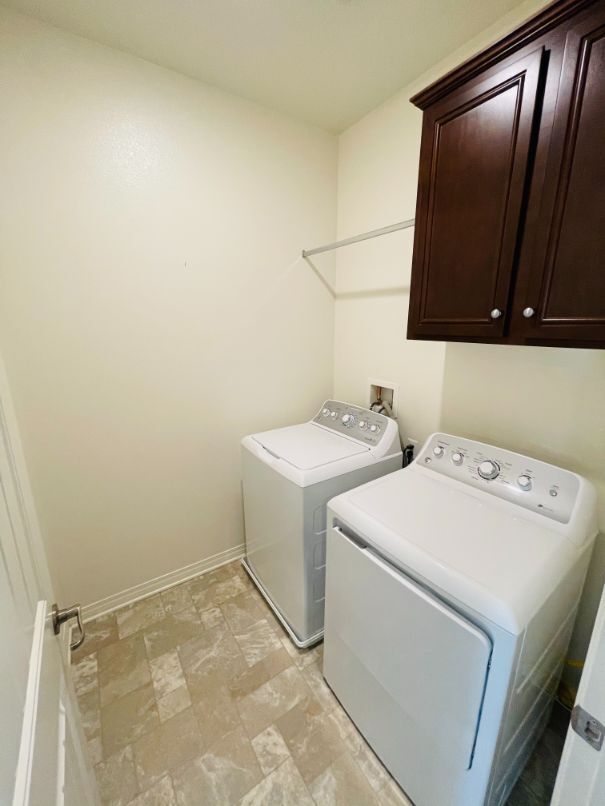 Building Photo - 40407 Calle Real